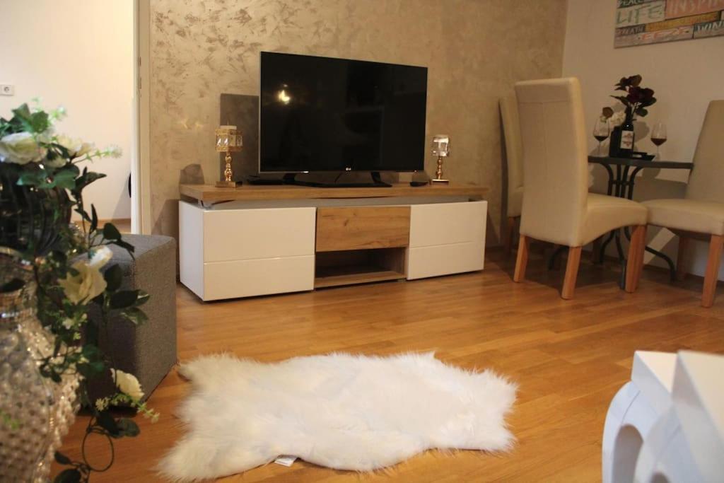 فيينا 12-Fratelli Apartments Schloss Schonbrunn 10 To City المظهر الخارجي الصورة