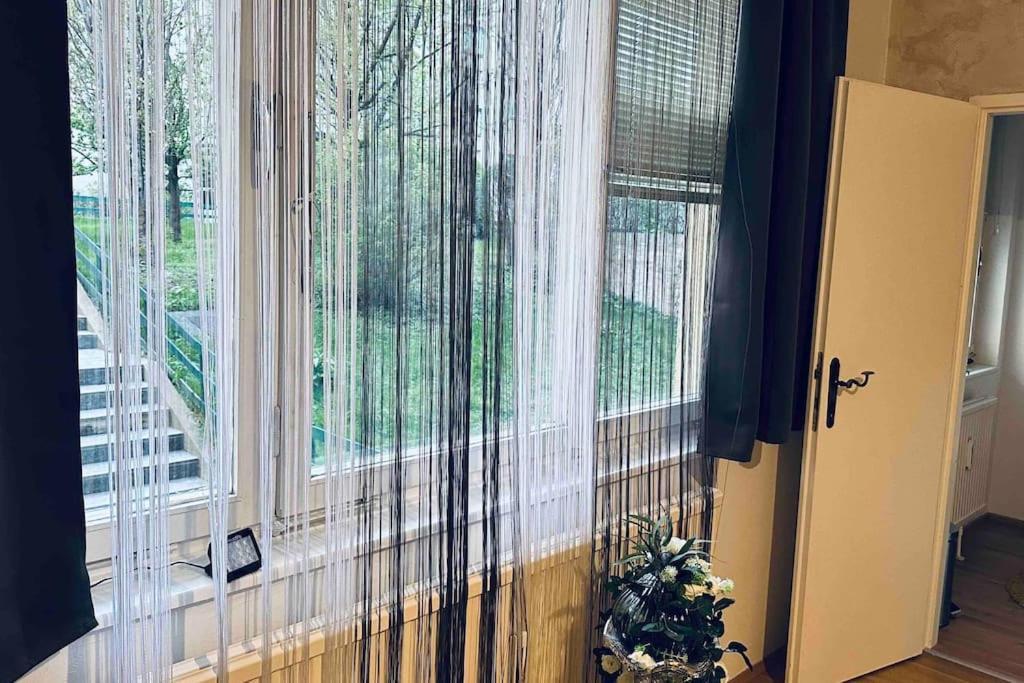 فيينا 12-Fratelli Apartments Schloss Schonbrunn 10 To City المظهر الخارجي الصورة